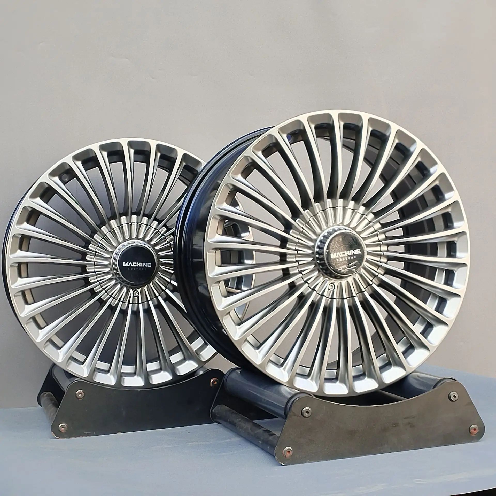 R17 4x100