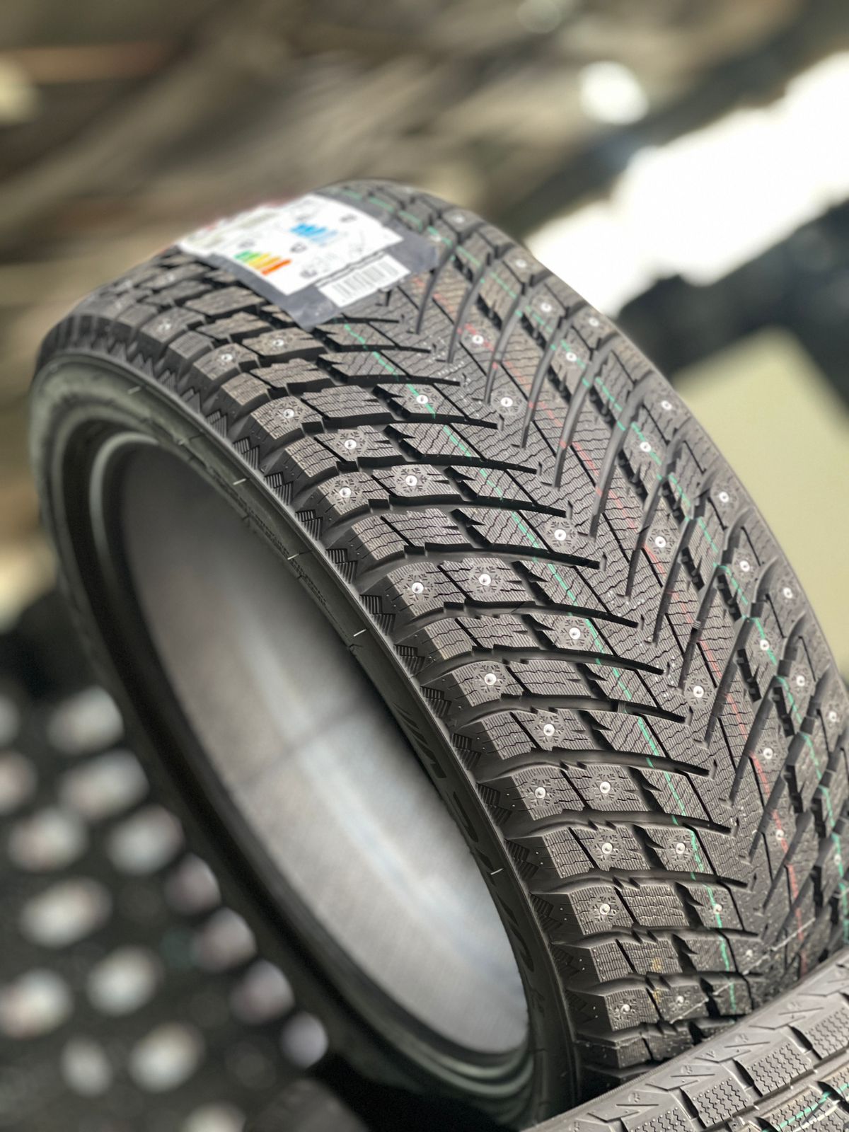 Arivo Ice Claw ARW7 275/40 R22.0 / 315/35 R22.0